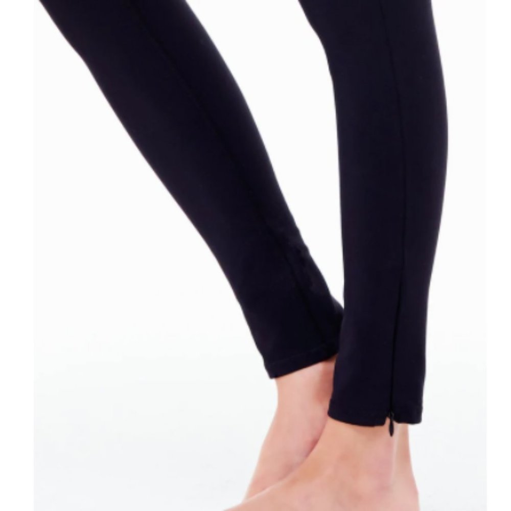 Maternity Workout Legging With Crossover Panel - image 5